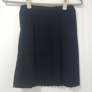 EUC Kersh Black Pleated Mini Skirt (M)